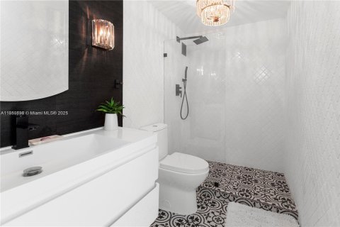 Copropriété à louer à Miami Beach, Floride: 1 chambre, 79.06 m2 № 1965978 - photo 6