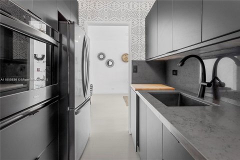 Copropriété à louer à Miami Beach, Floride: 1 chambre, 79.06 m2 № 1965978 - photo 13