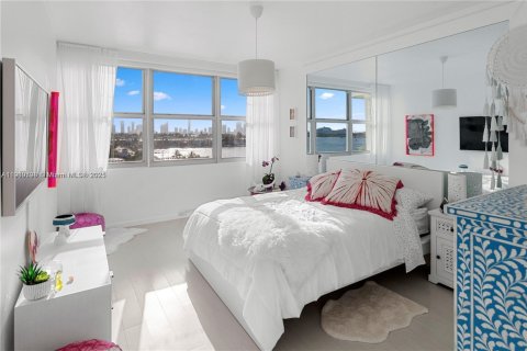 Copropriété à louer à Miami Beach, Floride: 1 chambre, 79.06 m2 № 1965978 - photo 11