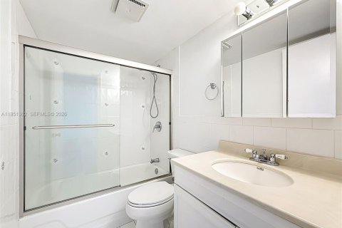 Touwnhouse à vendre à Hallandale Beach, Floride: 3 chambres, 193.52 m2 № 2005989 - photo 21