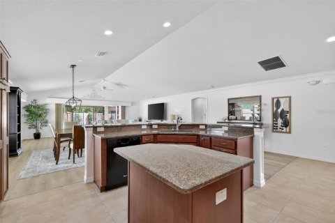 Villa ou maison à vendre à The Villages, Floride: 3 chambres, 180.04 m2 № 2094918 - photo 12
