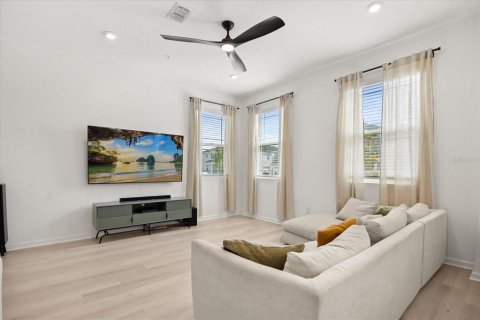 Adosado en venta en Orlando, Florida, 3 dormitorios, 154.12 m2 № 1884197 - foto 4