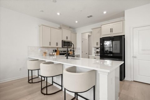 Adosado en venta en Orlando, Florida, 3 dormitorios, 154.12 m2 № 1884197 - foto 3
