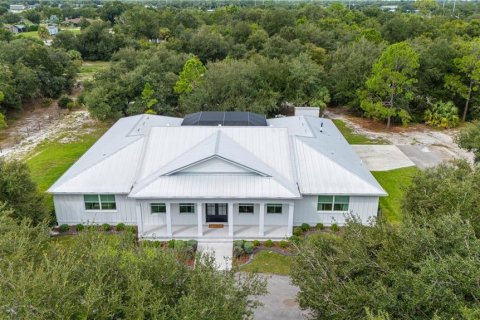Villa ou maison à vendre à Punta Gorda, Floride: 4 chambres, 329.06 m2 № 2409012 - photo 3