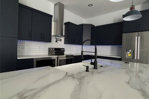 Casa en venta en Wesley Chapel, Florida, 4 dormitorios, 225.2 m2 № 2348320 - foto 8