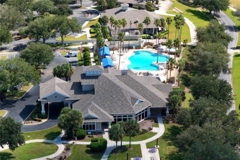 Villa ou maison à Clermont, Floride 5 chambres, 288 m2 № 2418497