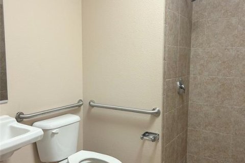 Commercial property in Kissimmee, Florida 118.45 sq.m. № 2158013 - photo 10