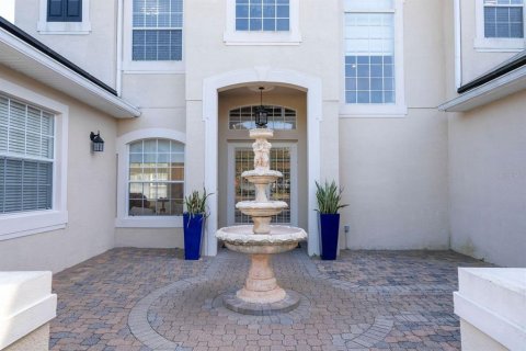 House in Winter Garden, Florida 4 bedrooms, 353.12 sq.m. № 1546836 - photo 10