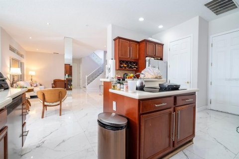House in Winter Garden, Florida 4 bedrooms, 353.12 sq.m. № 1546836 - photo 22
