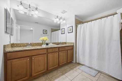 Adosado en venta en Kissimmee, Florida, 5 dormitorios, 188.03 m2 № 2094512 - foto 20