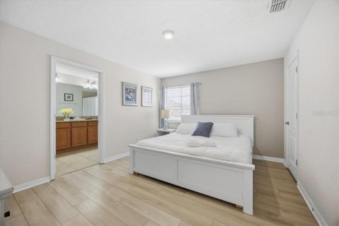 Adosado en venta en Kissimmee, Florida, 5 dormitorios, 188.03 m2 № 2094512 - foto 18