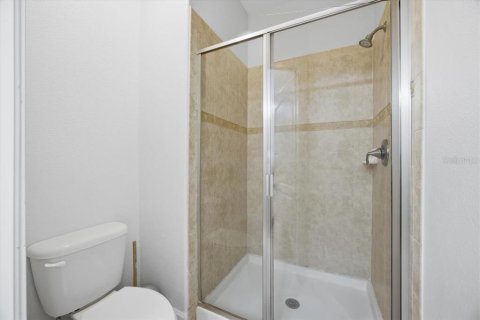 Adosado en venta en Kissimmee, Florida, 5 dormitorios, 188.03 m2 № 2094512 - foto 6