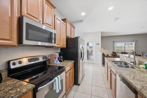 Adosado en venta en Kissimmee, Florida, 5 dormitorios, 188.03 m2 № 2094512 - foto 14