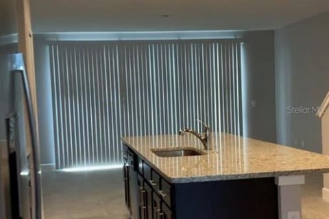 Townhouse in Kissimmee, Florida 4 bedrooms, 147.81 sq.m. № 2199058 - photo 5