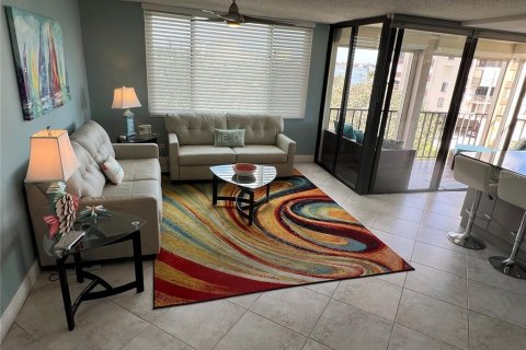 Condominio en alquiler en Saint Petersburg, Florida, 2 dormitorios, 97.55 m2 № 1558554 - foto 25
