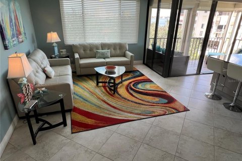 Condominio en alquiler en Saint Petersburg, Florida, 2 dormitorios, 97.55 m2 № 1558554 - foto 26