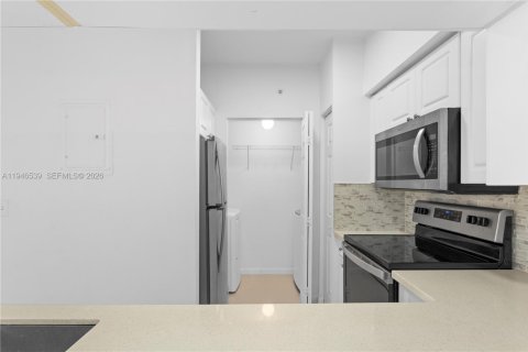 Купить кондоминиум в Санни-Айлс-Бич, Флорида 2 спальни, 95.13м2, № 2008080 - фото 6