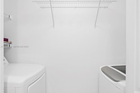 Купить кондоминиум в Санни-Айлс-Бич, Флорида 2 спальни, 95.13м2, № 2008080 - фото 14