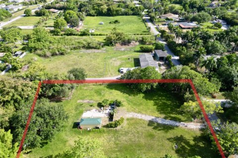Land in Southwest Ranches, Florida № 1869929 - photo 3