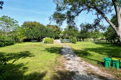 Land in Southwest Ranches, Florida № 1869929 - photo 7