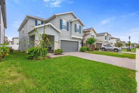 House in Kissimmee, Florida 4 bedrooms, 215.53 sq.m. № 1820955 - photo 3
