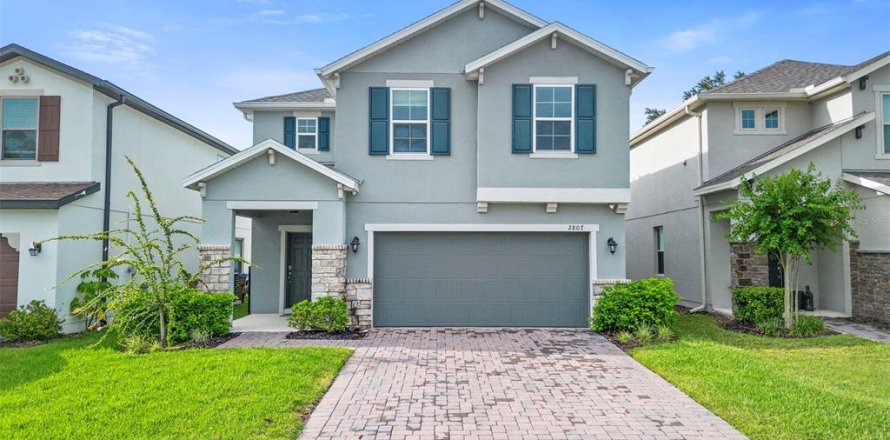 House in Kissimmee, Florida 4 bedrooms, 215.53 sq.m. № 1820955
