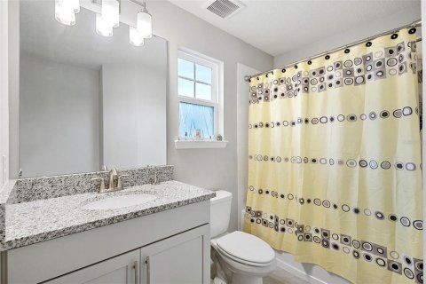 House in Kissimmee, Florida 4 bedrooms, 215.53 sq.m. № 1820955 - photo 19