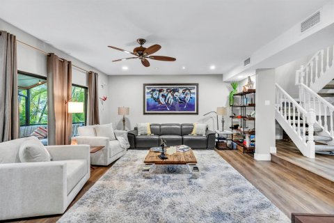 Casa en Coral Springs, Florida 3 dormitorios, 200.39 m2 № 2077792