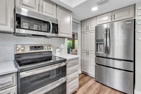 Casa en venta en Coral Springs, Florida, 3 dormitorios, 200.39 m2 № 2077792 - foto 13