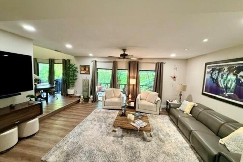 Casa en venta en Coral Springs, Florida, 3 dormitorios, 200.39 m2 № 2077792 - foto 5