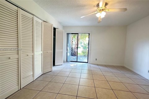 Casa en venta en Sunrise, Florida, 1 dormitorio, 75.81 m2 № 1948711 - foto 15