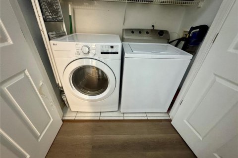 Купить кондоминиум в Орландо, Флорида 4 комнаты, 97.55м2, № 2205149 - фото 28
