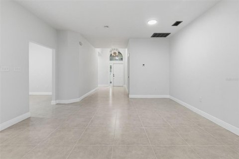 Villa ou maison à vendre à Tampa, Floride: 3 chambres, 172.43 m2 № 2408292 - photo 3