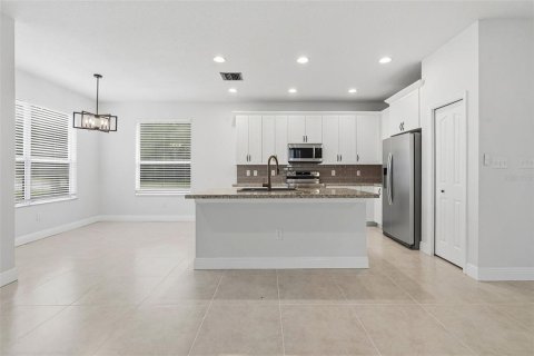 Villa ou maison à vendre à Tampa, Floride: 3 chambres, 172.43 m2 № 2408292 - photo 10