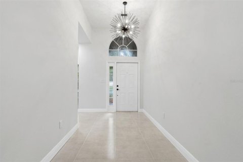Villa ou maison à vendre à Tampa, Floride: 3 chambres, 172.43 m2 № 2408292 - photo 2