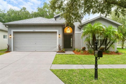 Villa ou maison à Tampa, Floride 3 chambres, 172.43 m2 № 2408292