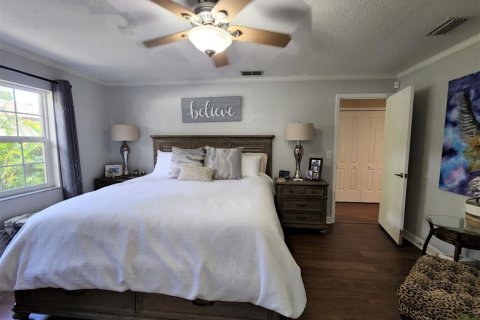 Villa ou maison à louer à Seffner, Floride: 4 chambres, 179.95 m2 № 2096880 - photo 8