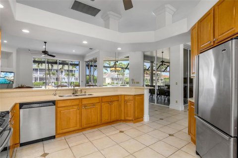 Casa en venta en Marco Island, Florida, 3 dormitorios, 282.24 m2 № 1720628 - foto 30