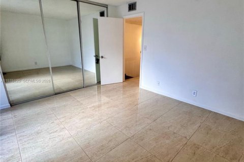 Adosado en alquiler en Deerfield Beach, Florida, 2 dormitorios, 108.7 m2 № 2042091 - foto 15