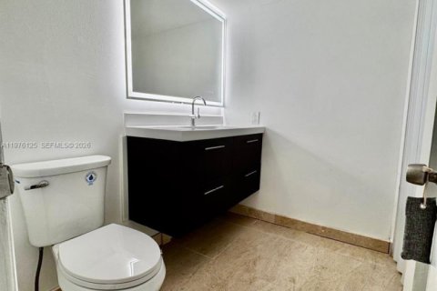 Townhouse in Deerfield Beach, Florida 2 bedrooms, 108.7 sq.m. № 2042091 - photo 8