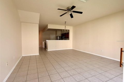 Townhouse in Wesley Chapel, Florida 3 bedrooms, 147.53 sq.m. № 2230120 - photo 20