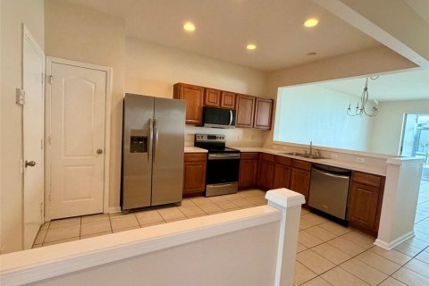 Townhouse in Wesley Chapel, Florida 3 bedrooms, 147.53 sq.m. № 2230120 - photo 22
