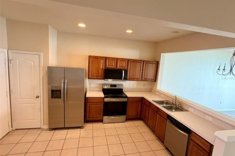 Townhouse in Wesley Chapel, Florida 3 bedrooms, 147.53 sq.m. № 2230120 - photo 27