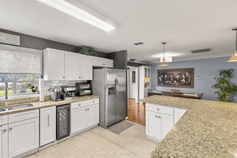 Villa ou maison à vendre à Tampa, Floride: 3 chambres, 146.79 m2 № 2131113 - photo 14
