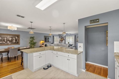 Villa ou maison à vendre à Tampa, Floride: 3 chambres, 146.79 m2 № 2131113 - photo 15