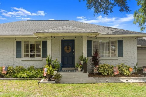 Villa ou maison à vendre à Tampa, Floride: 3 chambres, 146.79 m2 № 2131113 - photo 2