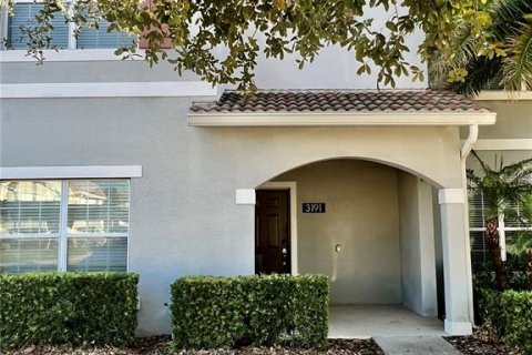 Townhouse in STOREY LAKE in Kissimmee, Florida 5 bedrooms, 197.7 sq.m. № 1832112 - photo 1