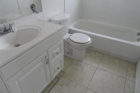 Apartamento en alquiler en Saint Petersburg, Florida, 2 dormitorios, 76.64 m2 № 1592971 - foto 11