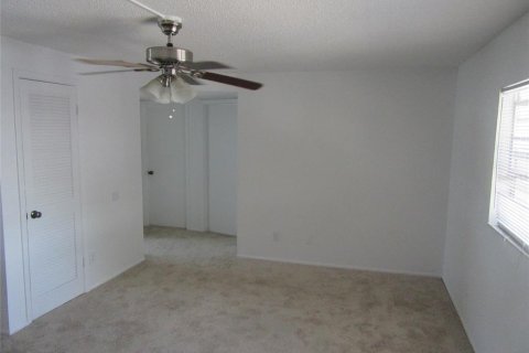 Apartamento en alquiler en Saint Petersburg, Florida, 2 dormitorios, 76.64 m2 № 1592971 - foto 9