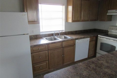 Apartamento en alquiler en Saint Petersburg, Florida, 2 dormitorios, 76.64 m2 № 1592971 - foto 6